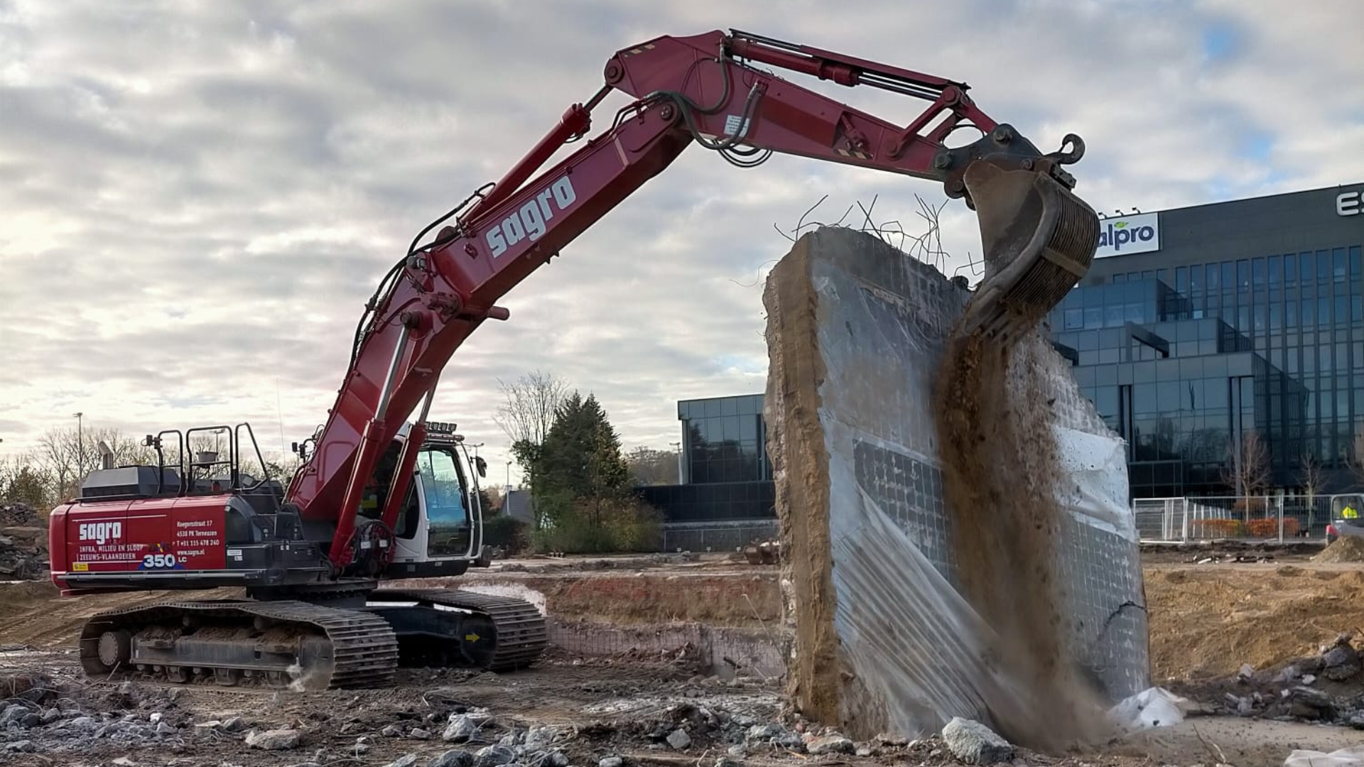 Sloop opstallen na asbestsanering, Gent (1)
